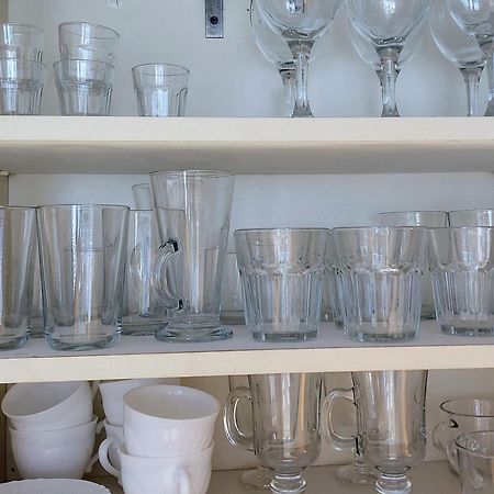 Apartman Surany Exteriör bild